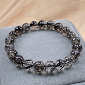Vòng thạch anh tóc đen