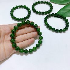 vòng đá diopside cao cấp