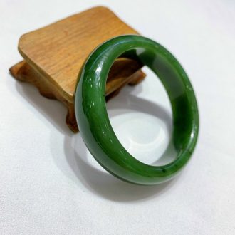 Vòng tay đá ngọc bích cao cấp size 54mm